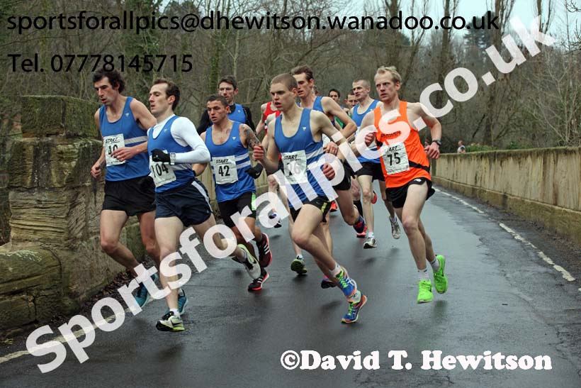 Morpeth Harriers 11k Road Race. Photo: David T. Hewitson/Sports for All Pics